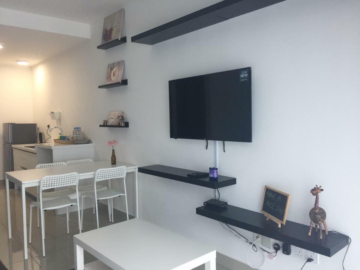 Vivian'S Studio Trefoil Setia Alam شاه علام المظهر الخارجي الصورة